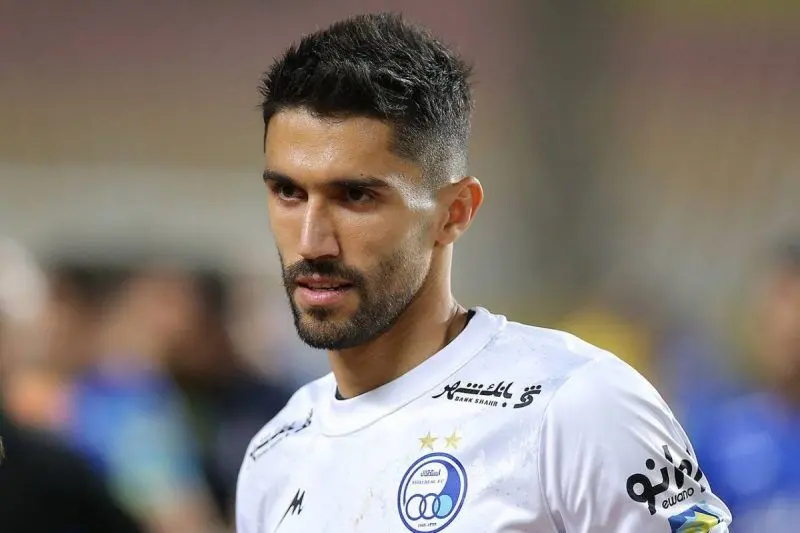 کاپیتان استقلال یک نفر را نمی‌خواهد | پایان کار استقلالی پرسابقه!