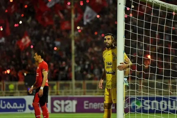 هدیه یحیی به پرسپولیس؛ سپاهان صدر را از دست داد
