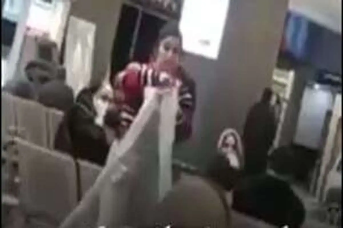 پشت پرده درگیری یک زن با یک روحانی در فرودگاه
