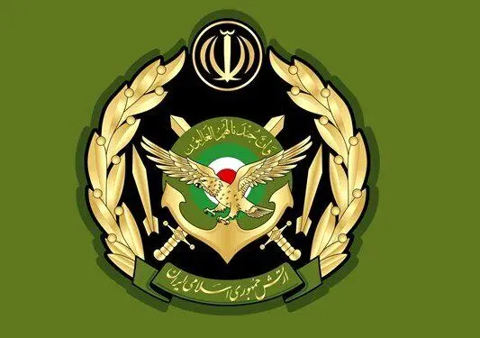 تصاویر شلیک خطرناک به هدف در دستان فرمانده نیروی زمینی