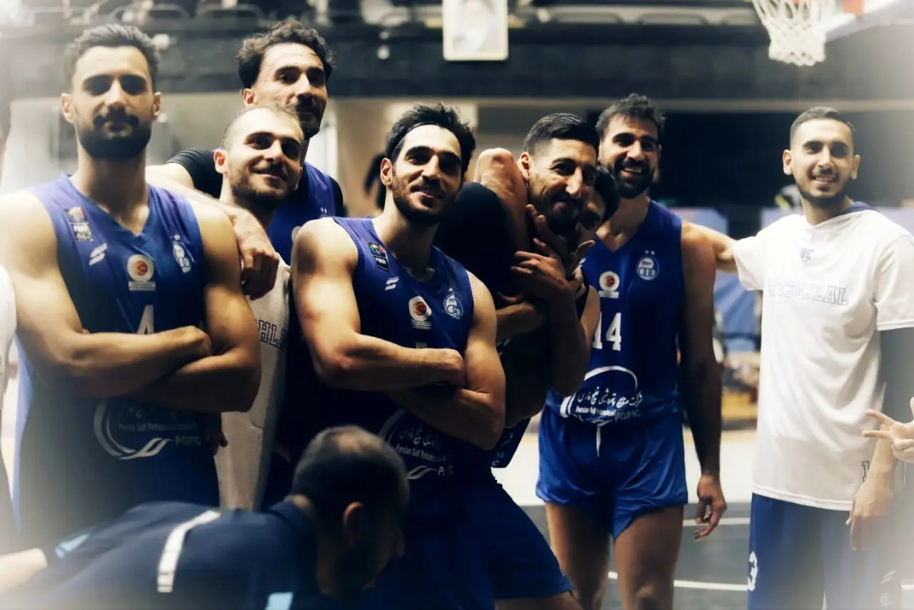 تثبیت صدرنشینی آبی ها با شکست طبیعت