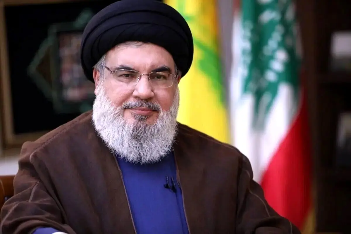 لحظه بیرون آوردن پیکر حسن نصرالله و سردار نیلفروشان از پناهگاه + ویدئو
