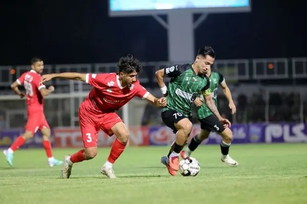 سقوط هلیکوپتر پرسپولیس در خرم‌آباد+عکس