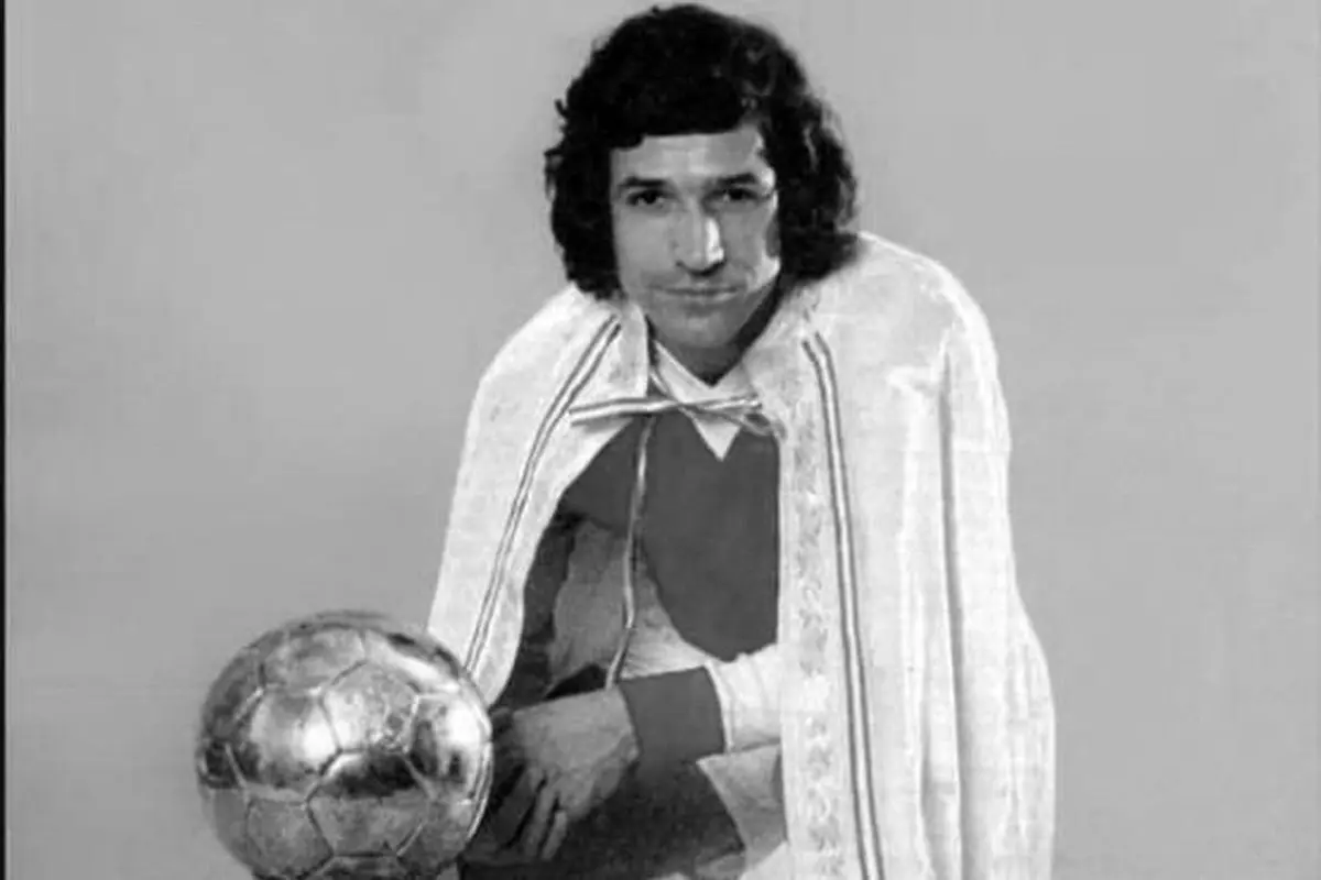 سیم خارداری که مرگش هم بی ادعا بود