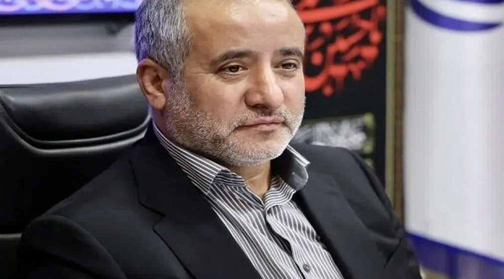 برق اداراتی که پنل خورشیدی نصب نکنند، قطع می‌شود