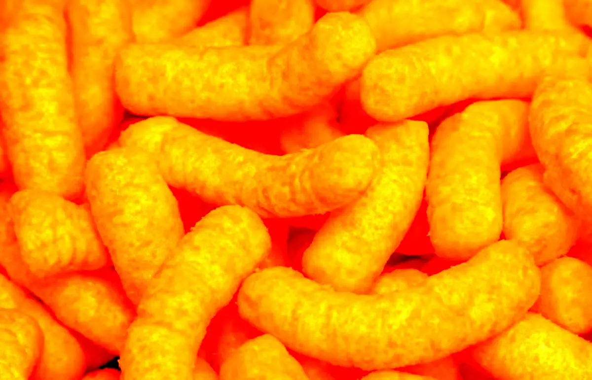 همه چیز درباره پفک: تاریخچه، انواع و تأثیر آن بر سلامت
