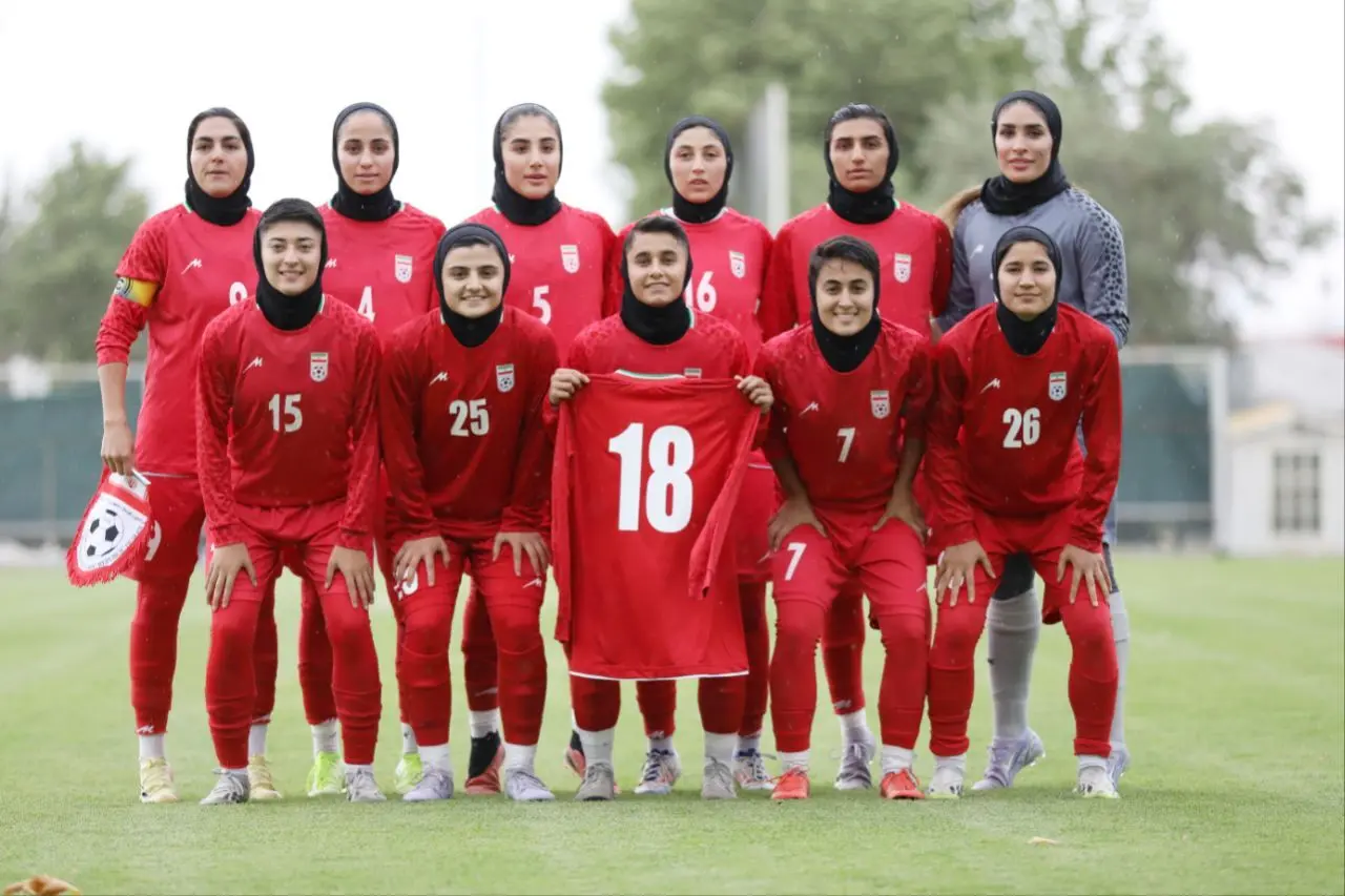 پیروزی پر گل بانوان ایران مقابل عراق +عکس