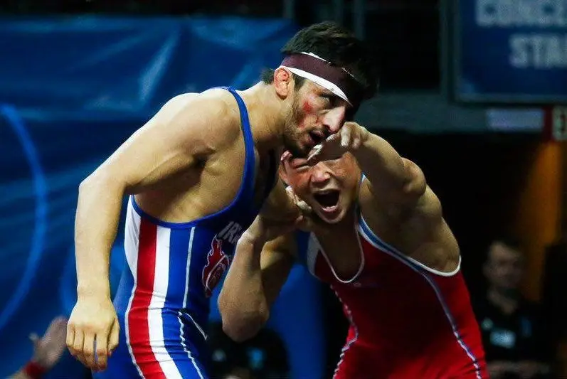 رقیب جنجالی حمید سوریان دستیار محمد بنا شد